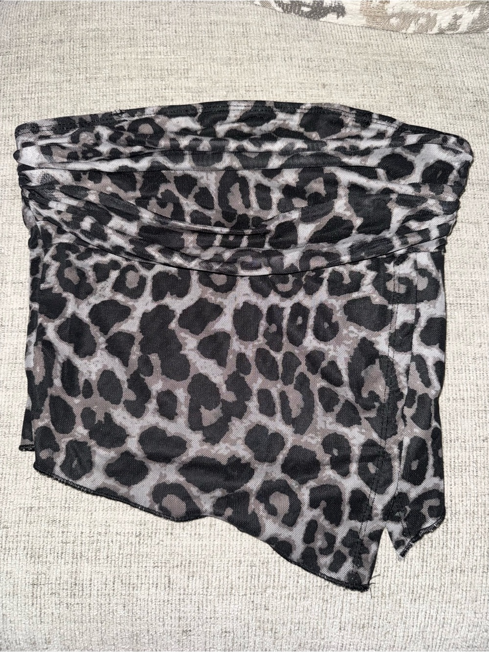 SHEIN Leopard Print Asymmetrical Slim Fit Crop Top